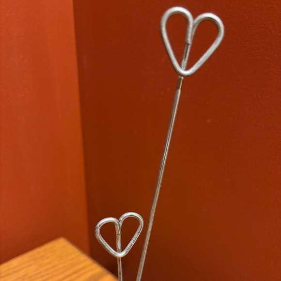 Metal Heart Photo/Note/Recipe Stand - Picture 4 of 7